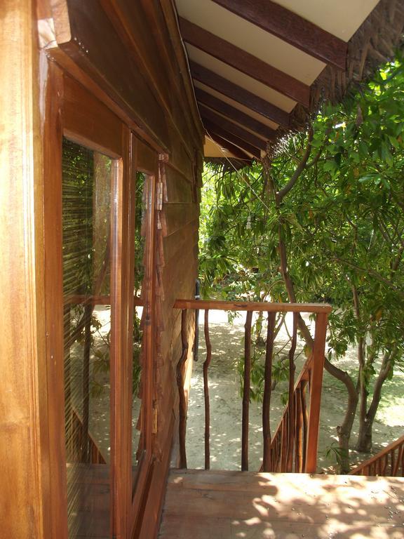 Lord Of The Forest Hotel Batticaloa Exterior photo